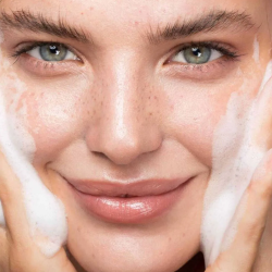 Bahar Babacan Niacinamide Ve Salatalık Özlü Arındırıcı Yüz Temizleme Ve Yüz Yıkama Jeli 250 ml - 2