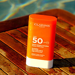 Clarins Sun Care Invisible Stick SPF50+ Güneş Koruyucu Stick 17 gr - 4