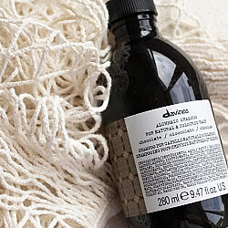 Davines Koyu Renk Saçlar için Şampuan - Alchemic Chocolate 280 ml - 4
