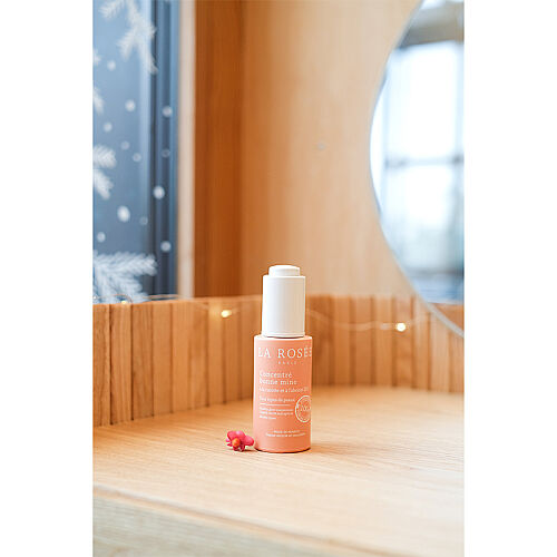 La Rosee Paris Organik Havuç ve Kayısı Özlü Parlaklık Veren Yüz Serumu 30 ml - La Rosee Paris (1)
