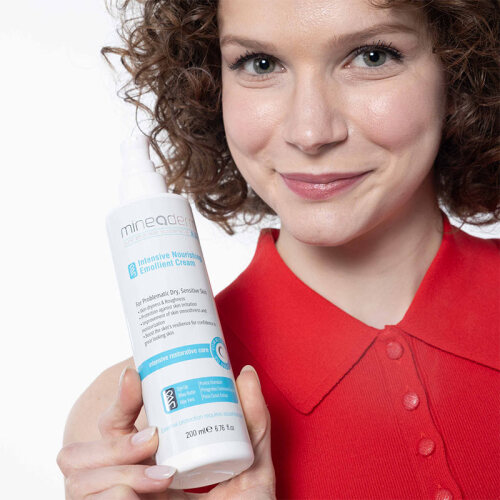 Mineaderm İntensive Nourishing Emollient Creme 200 ml - Mineaderm (1)