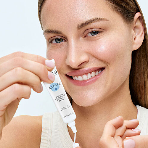 Shiniq AD Care Kuru Ciltler İçin Nemlendirici ve Besleyici Göz Kapağı Bakım Kremi 15 ml - 3