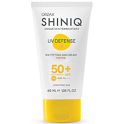 Shiniq UV Defense Matlaştırıcı Renkli Güneş Koruyucu SPF50 + 40 ml - 1